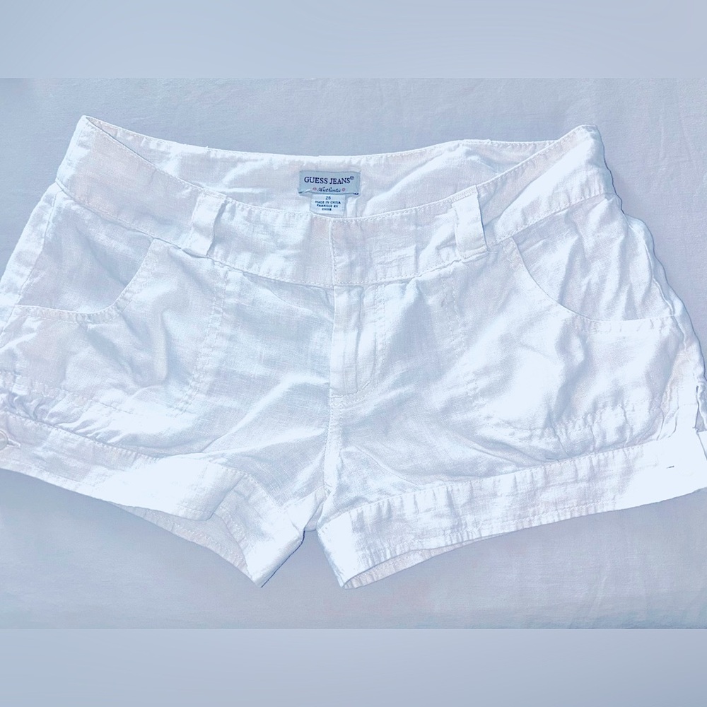 Guess Authentic White Linen Blend Shorts 
Size 26